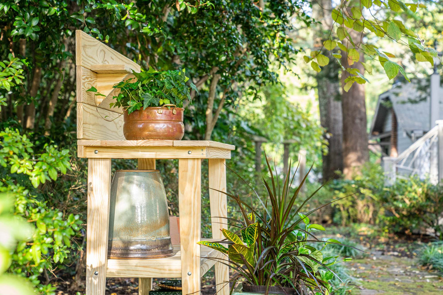 Palmetto Boon Table